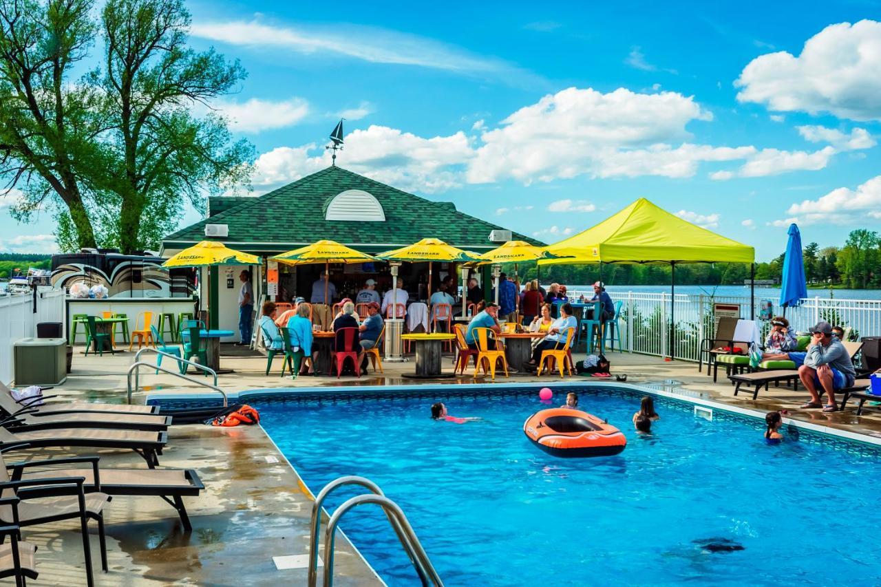 Swan Bay Resort - 1000 Islands Premier Rv Park & Marina Александрия-Бей Экстерьер фото